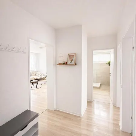 Modernes Mit Grossem Balkon, Waschmaschine & Netflix Apartamento Seelze
